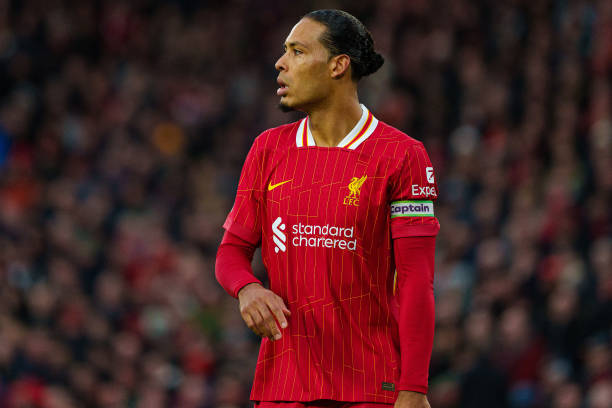 赛季中保持 赛季中保持