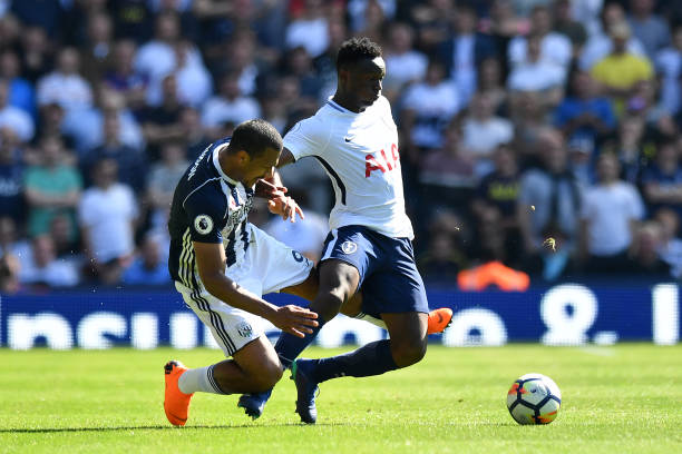 国足面临的 国足面临的